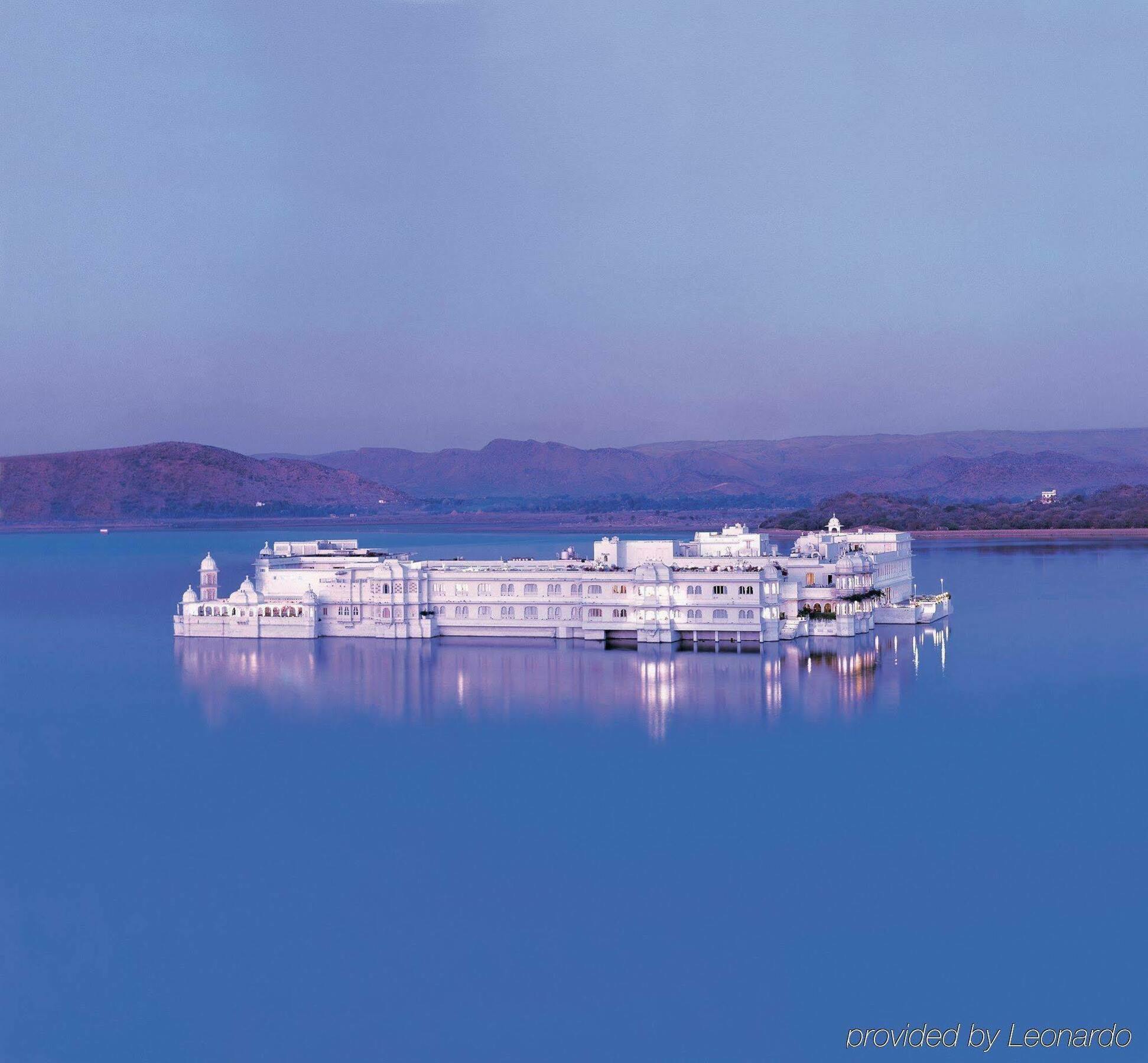 Taj Lake Palace Udaipur Esterno foto
